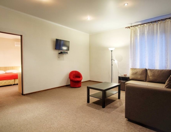 Номер комфорт семейный с 1 двуспальной кроватью - Гостиница Vesna / Весна Сухум