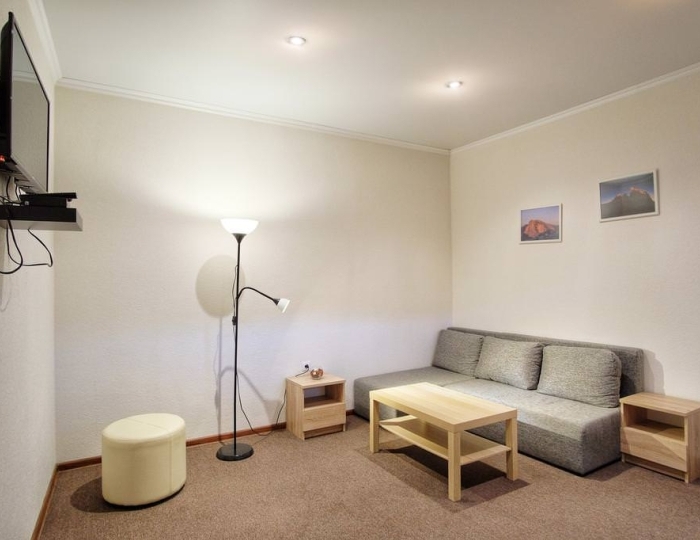 Номер комфорт семейный с 1 двуспальной кроватью - Гостиница Vesna / Весна Сухум