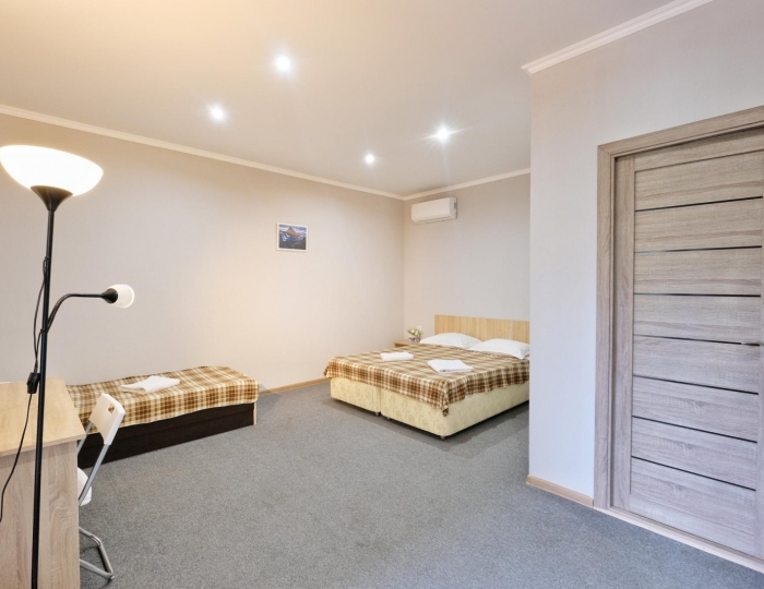 3-местный номер стандарт - Гостиница Vesna / Весна Сухум